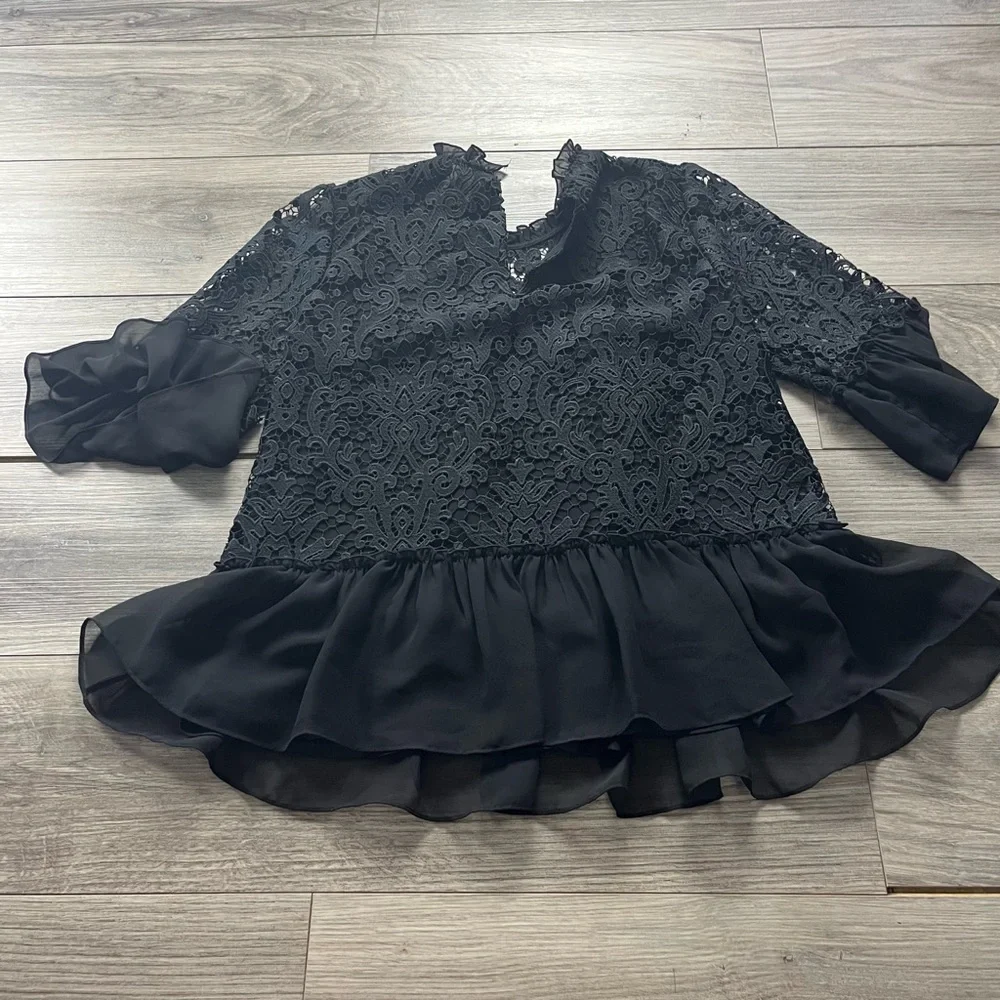 Kate Spade New York Lace‎ Bell-Sleeve Peplum Top